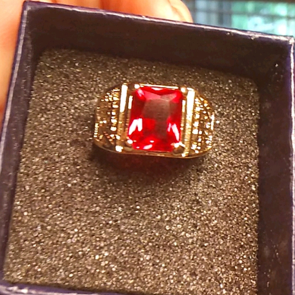 Fashion ruby and 18k gold filled ring